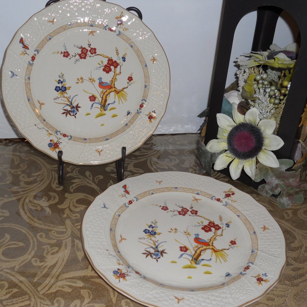 Bundle 2 Mikasa Dinner Plates Shangri-La D1001,Fine Ivory